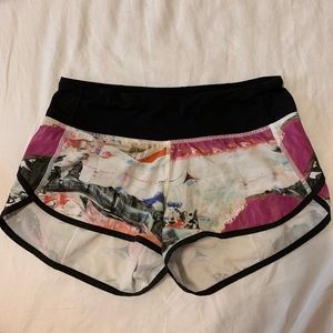 Lululemon Speed up Short 2.5”